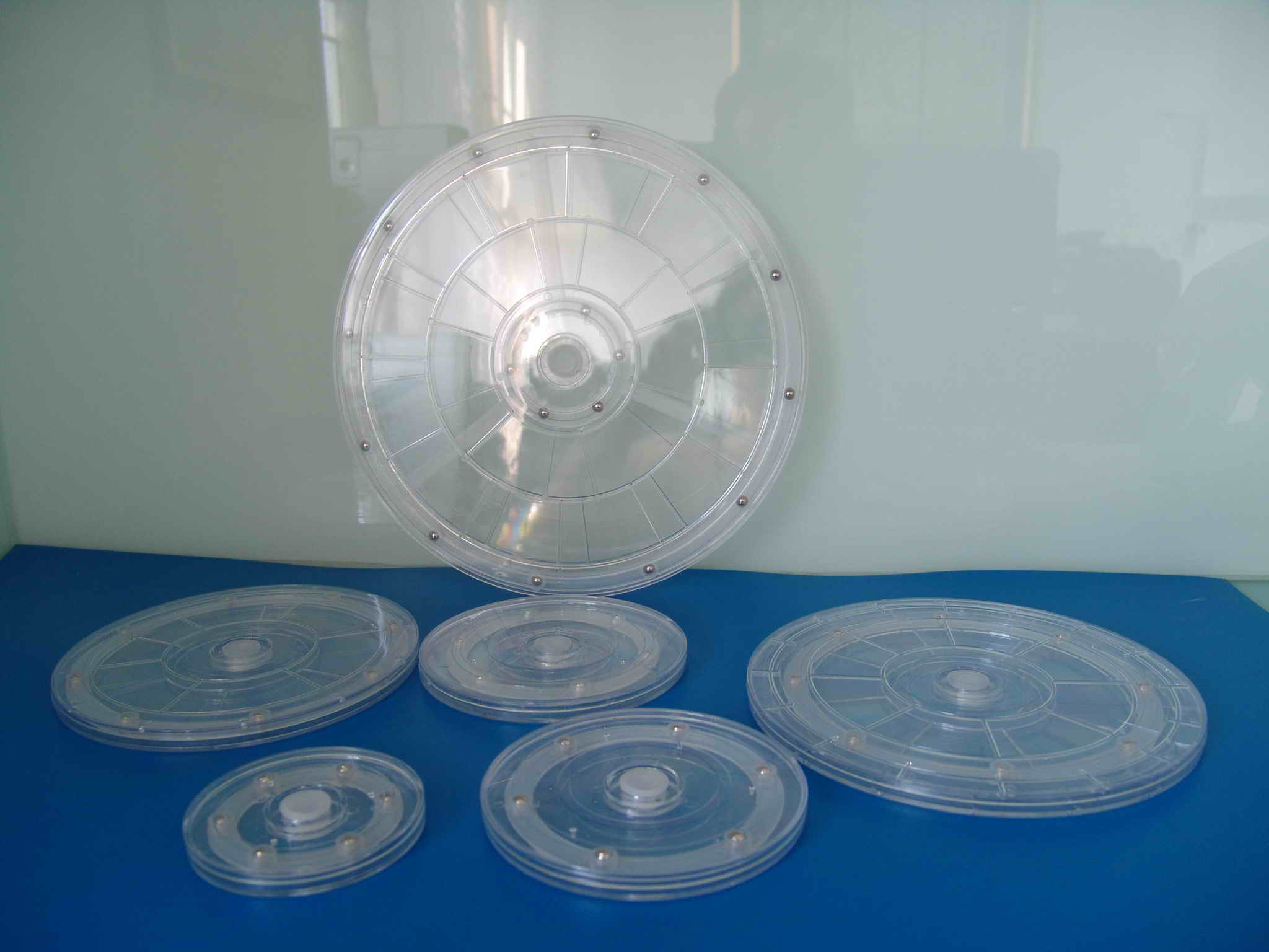 uniplastic! plastic revolving turntables,display turntables,plastic